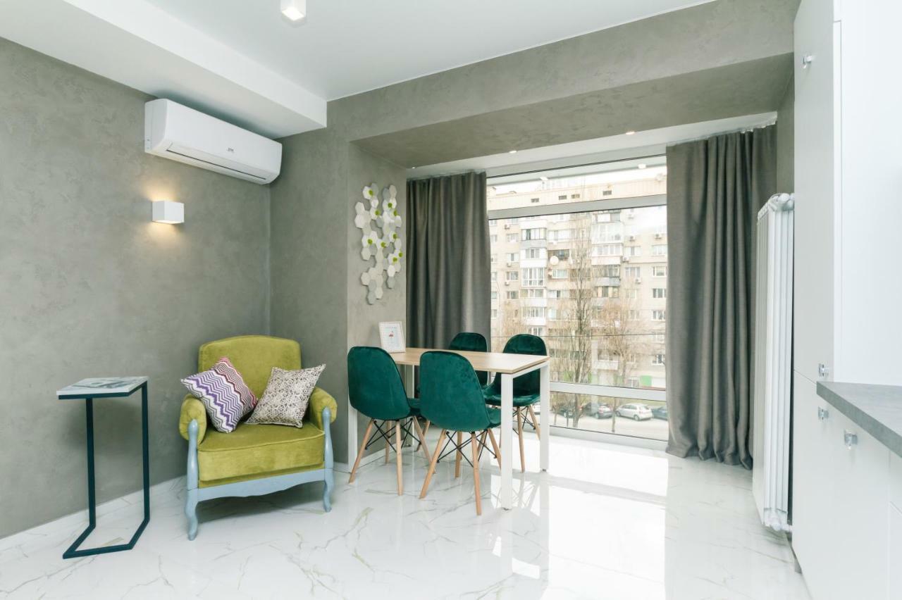 Bessarabsky Kvartal Kiev Esterno foto
